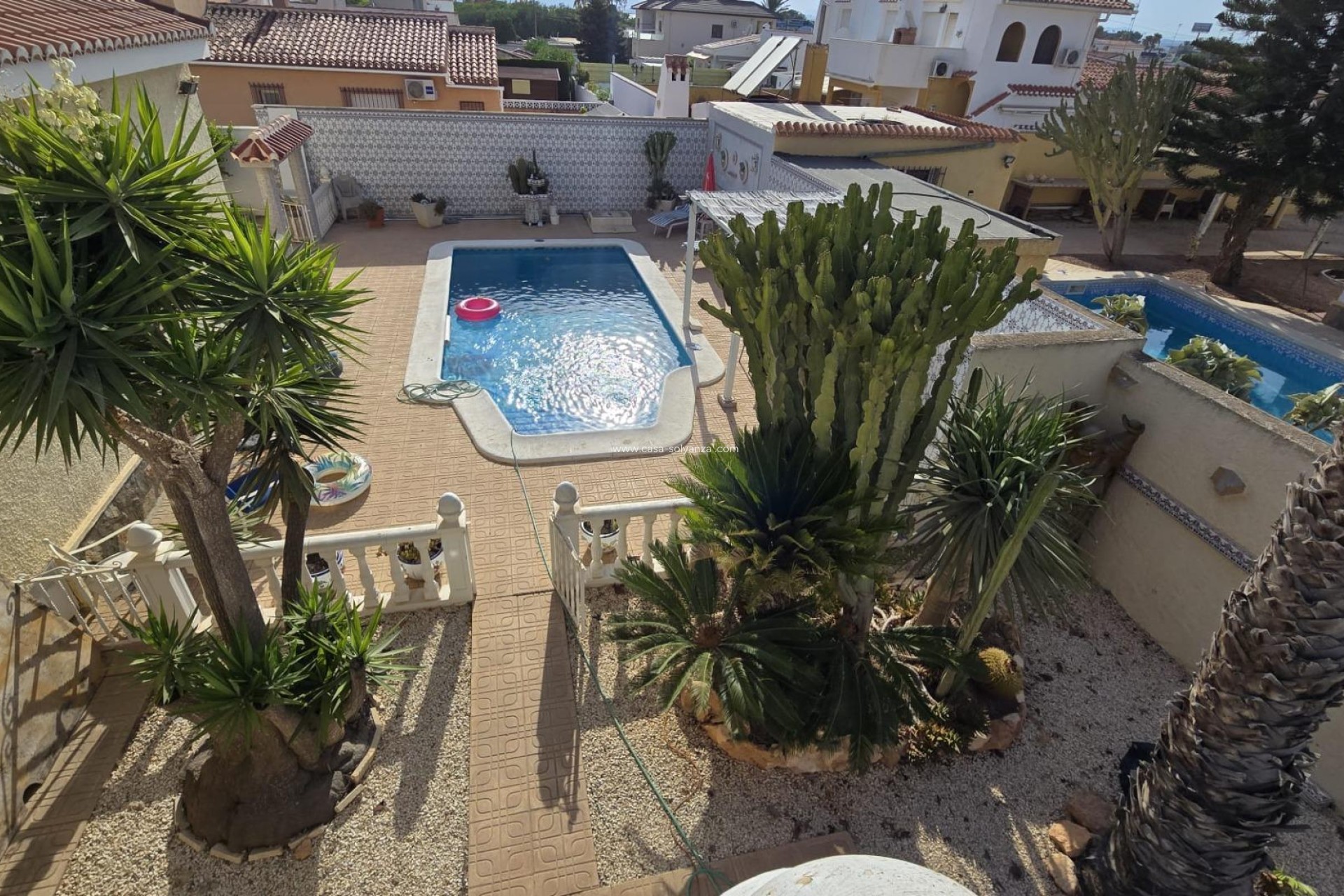 Resale - Villa - Torrevieja - La Siesta
