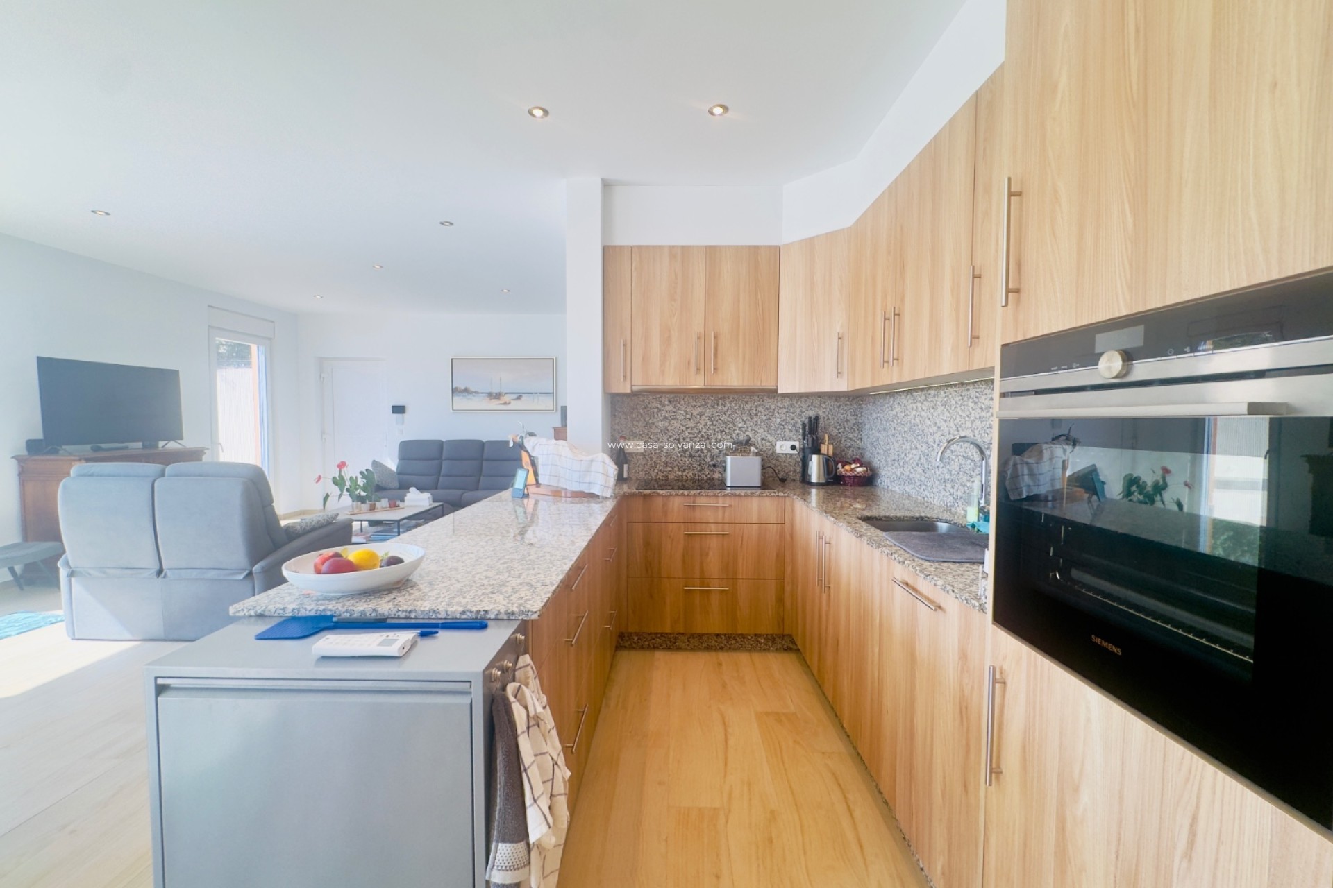 Resale - Villa - Torrevieja - La Siesta