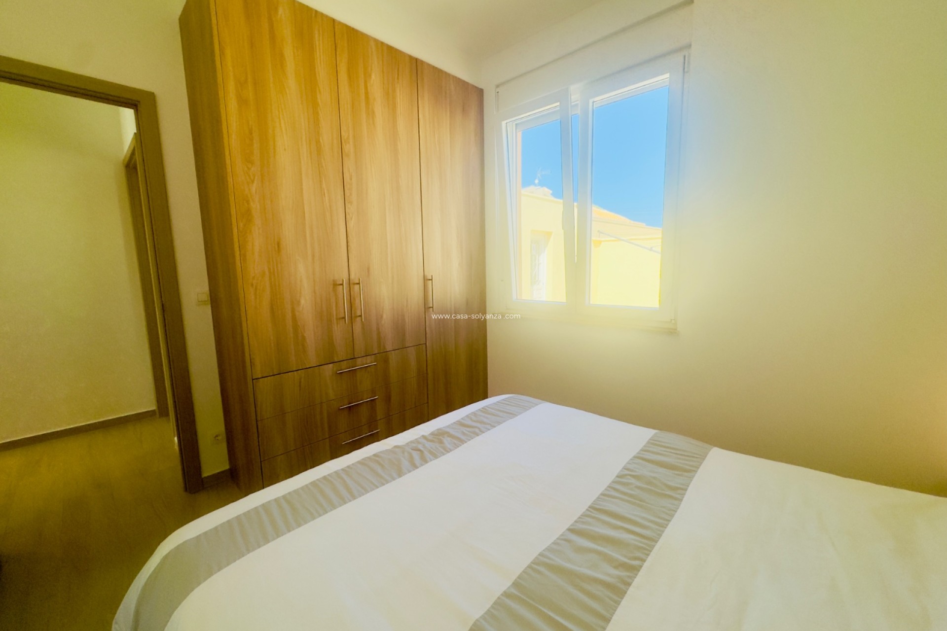 Resale - Villa - Torrevieja - La Siesta