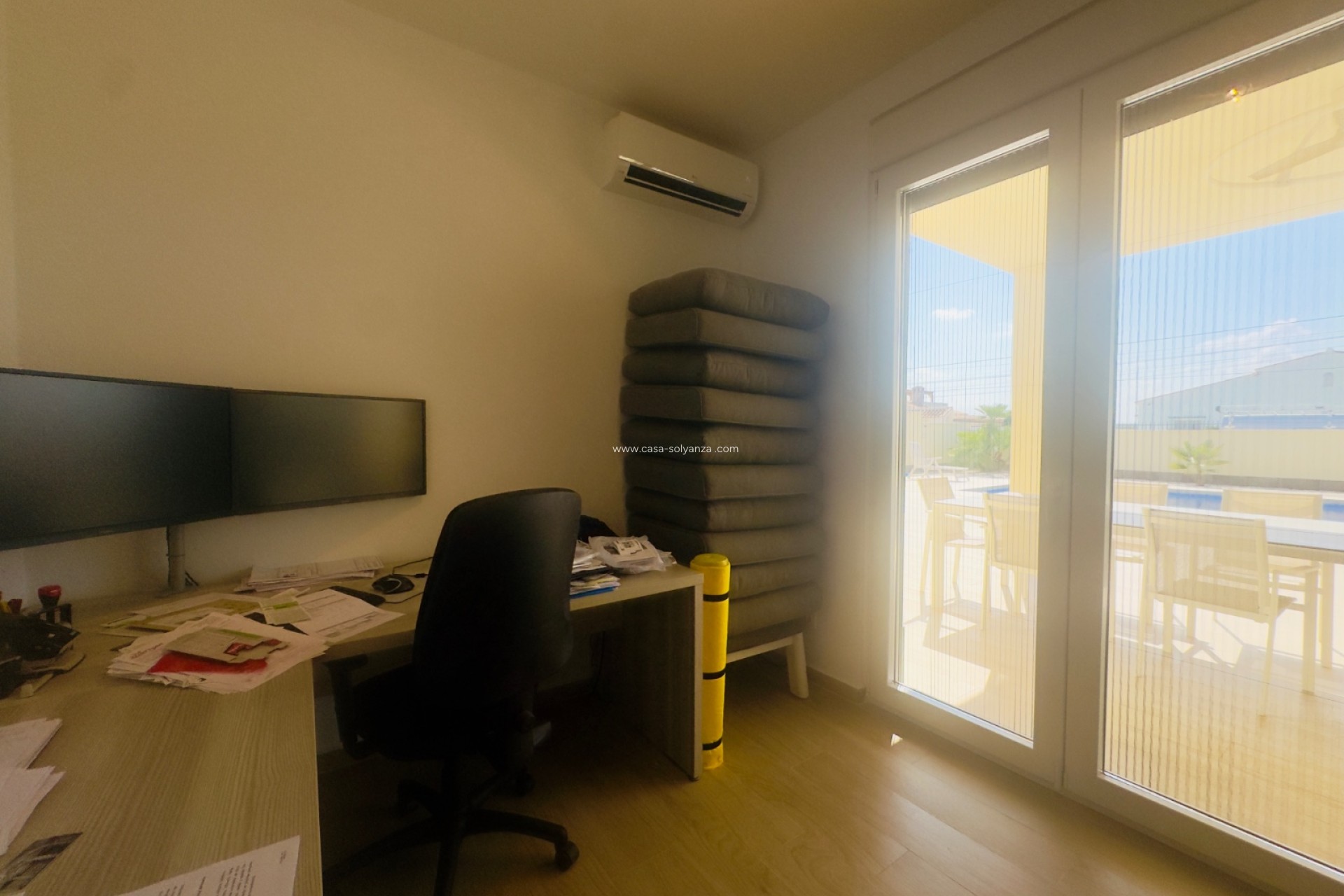 Resale - Villa - Torrevieja - La Siesta