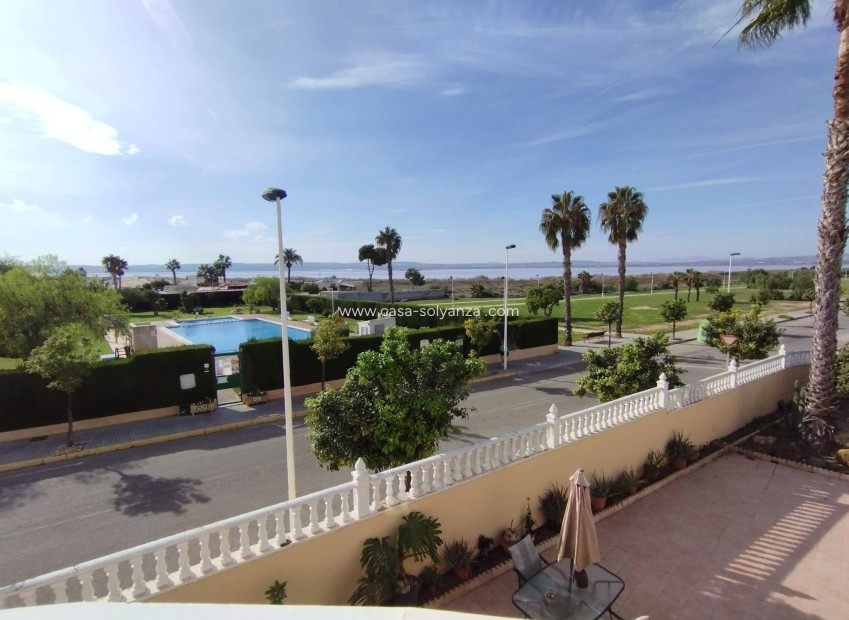 Resale - Villa - Torrevieja - La Siesta