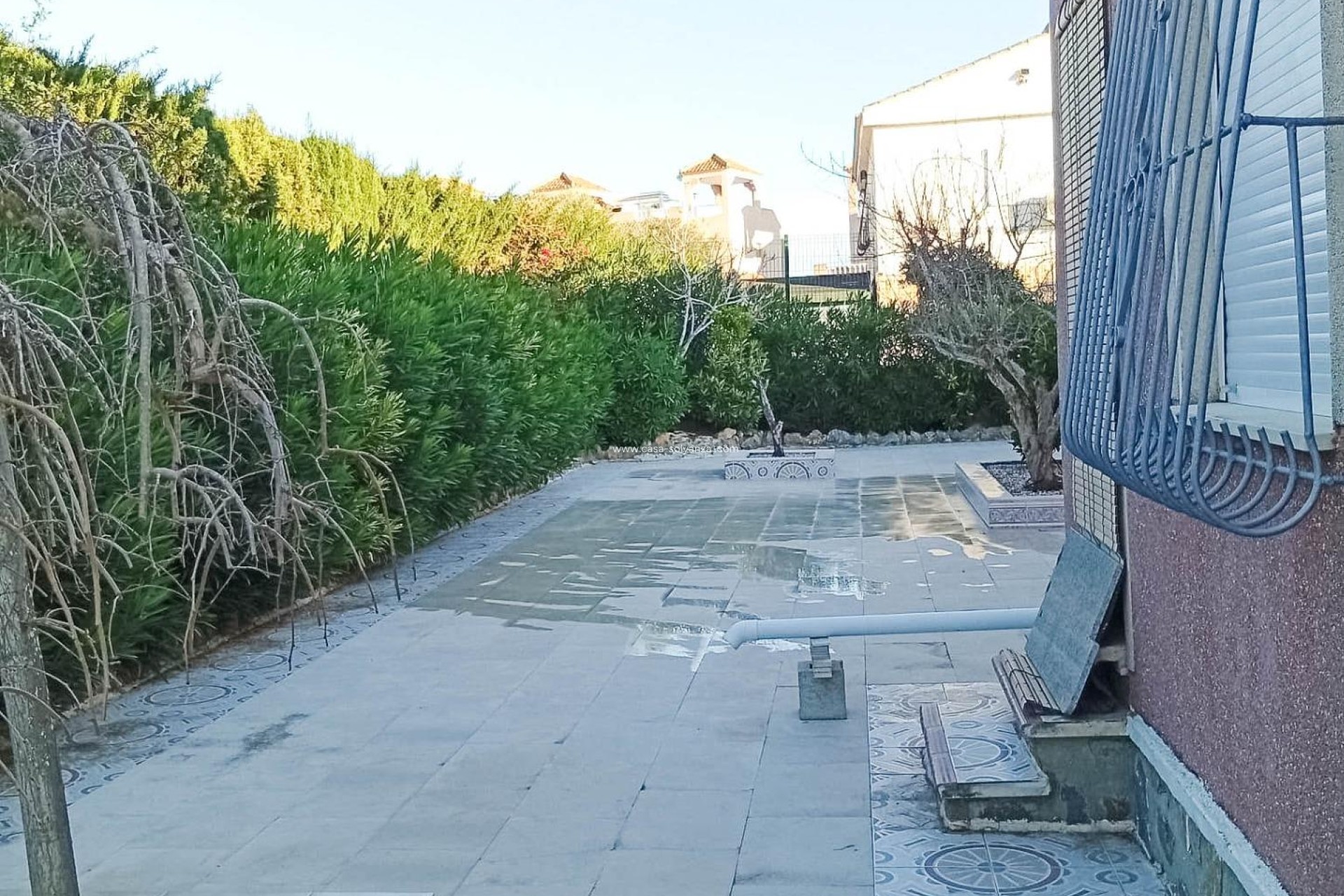 Resale - Villa - Torrevieja - La Siesta