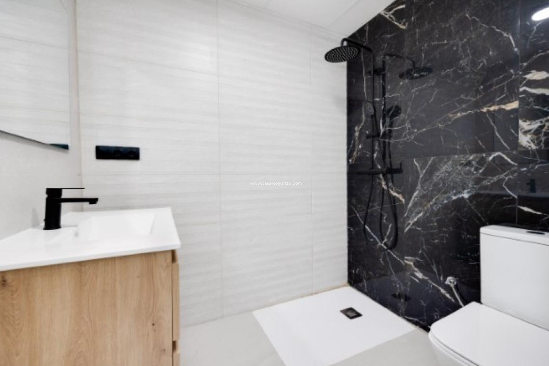 Resale - Villa - Torrevieja - La Siesta