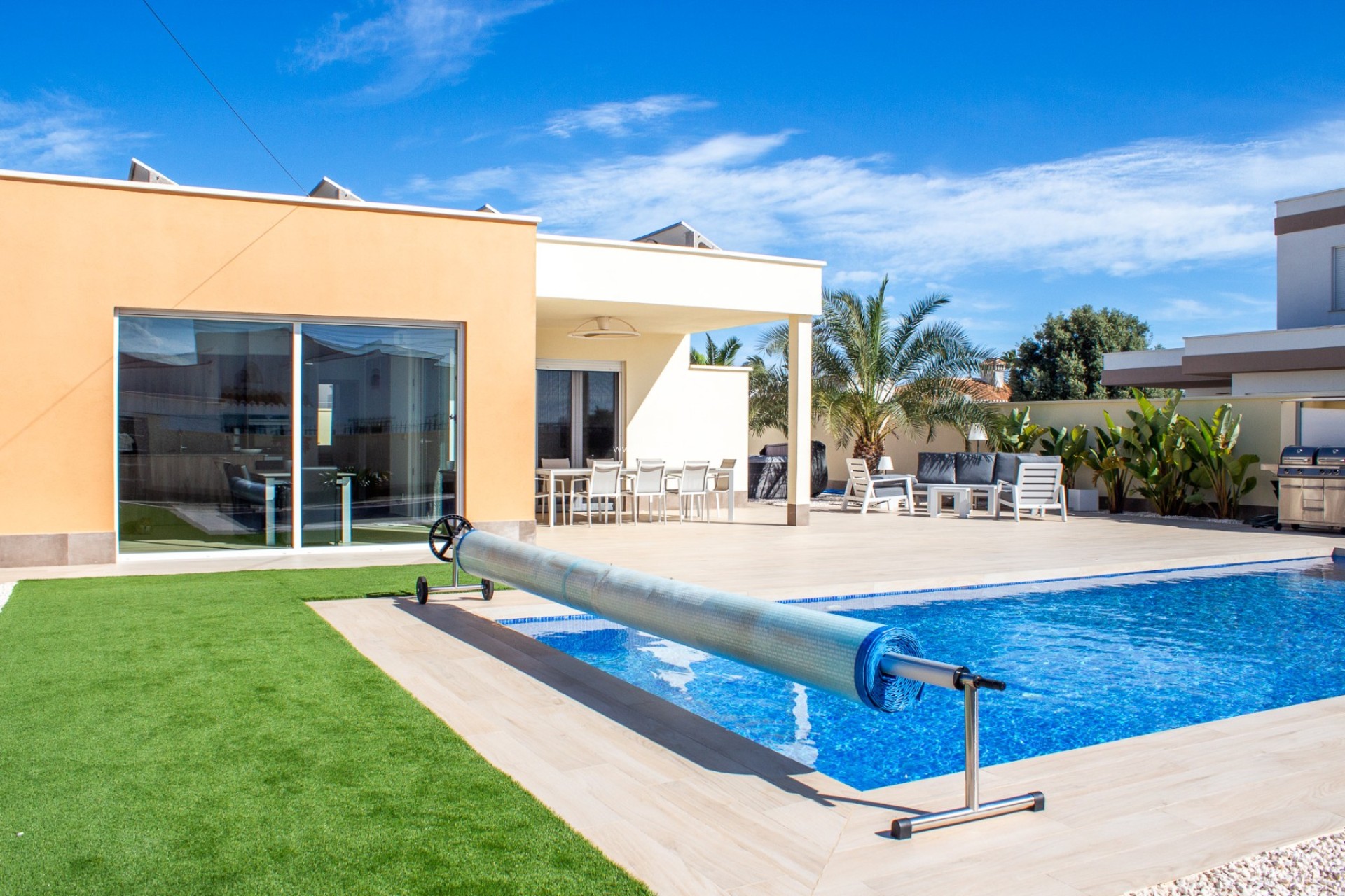 Resale - Villa - Torrevieja - La Siesta