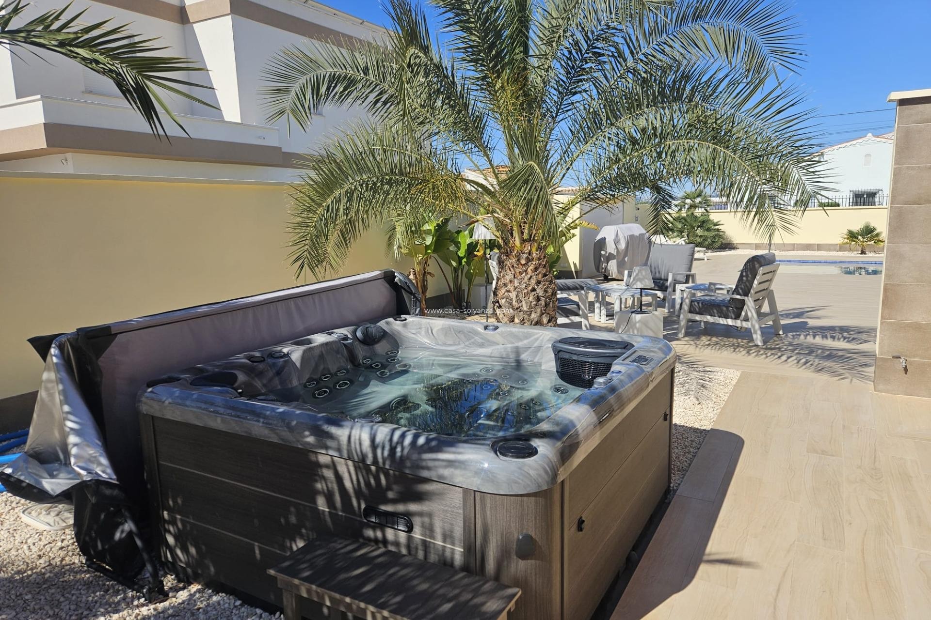 Resale - Villa - Torrevieja - La Siesta