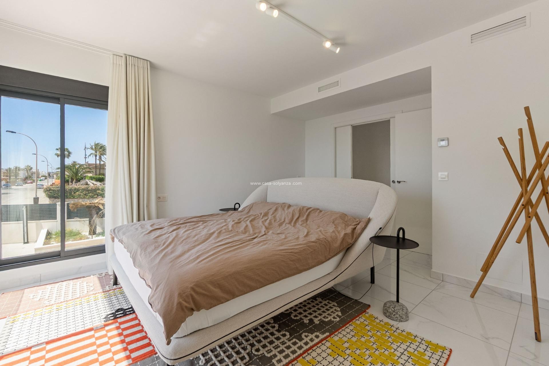 Resale - Villa - Torrevieja - La veleta