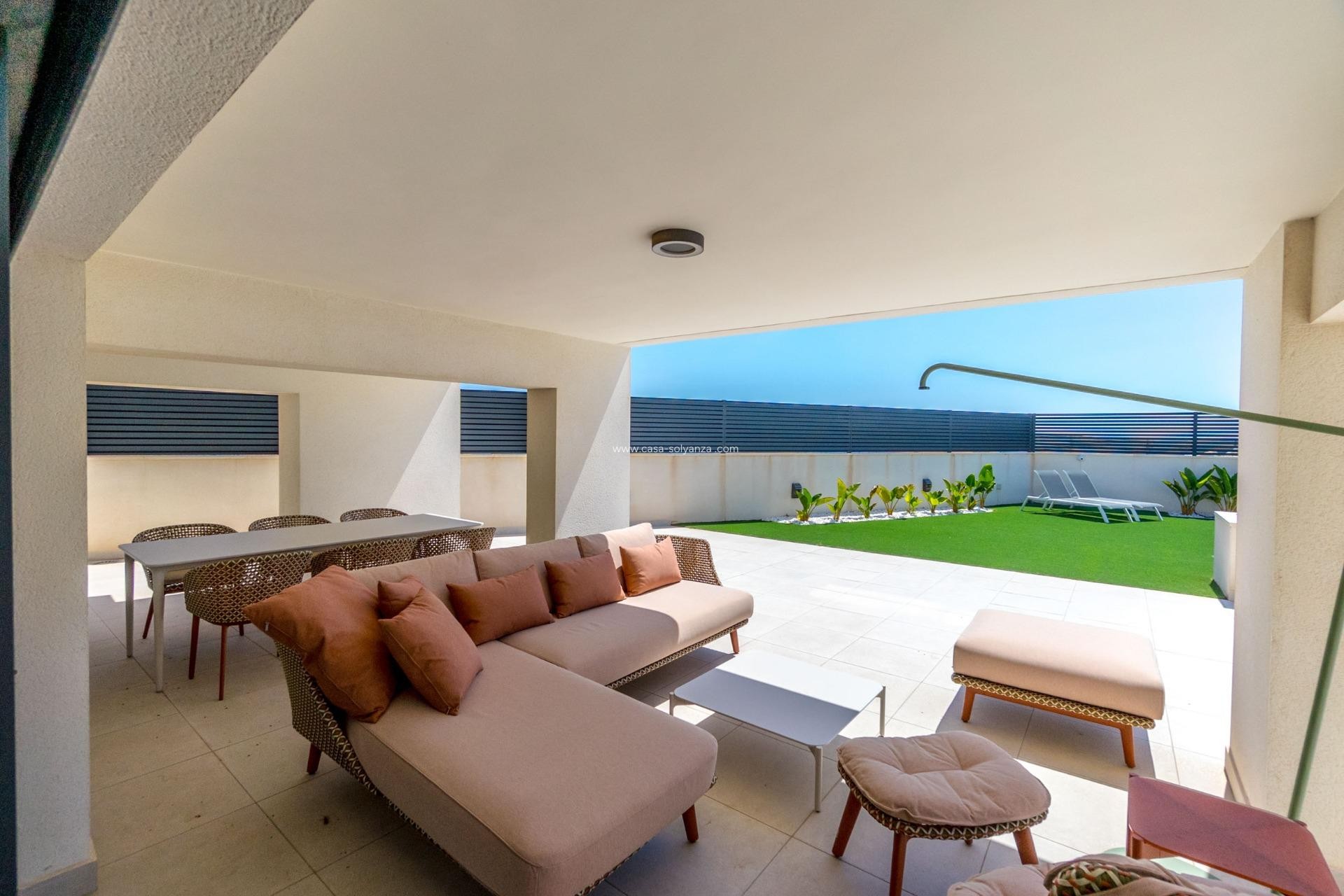 Resale - Villa - Torrevieja - La veleta