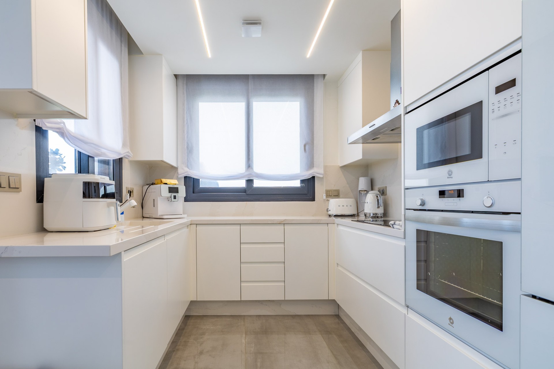 Resale - Villa - Torrevieja - Los Altos