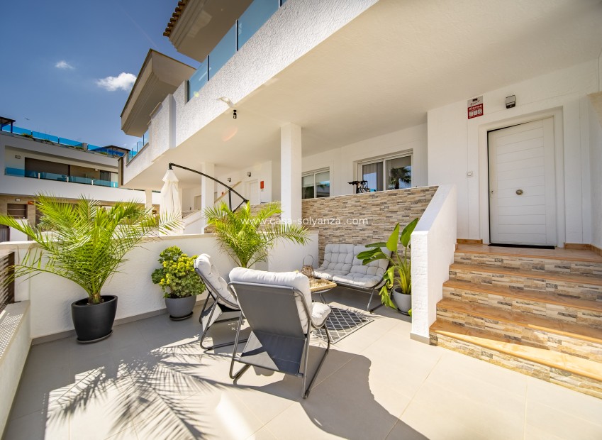 Resale - Villa - Torrevieja - Los Altos