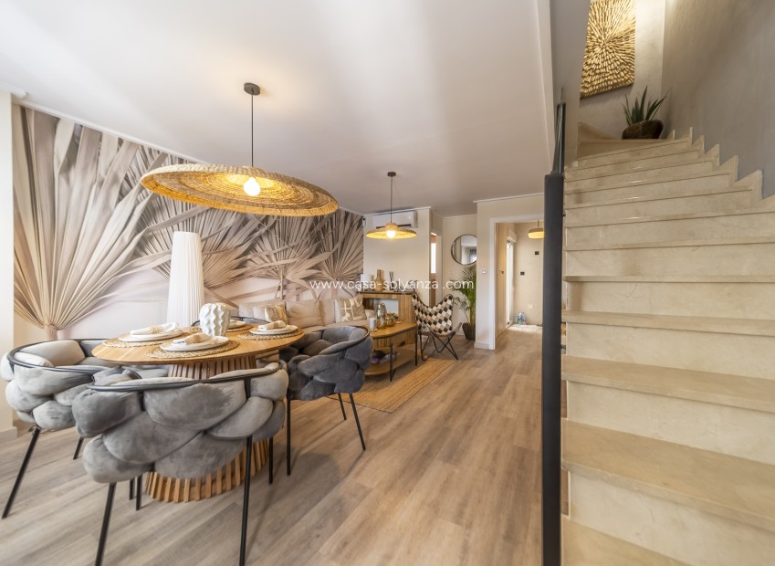 Resale - Villa - Torrevieja - Los Altos