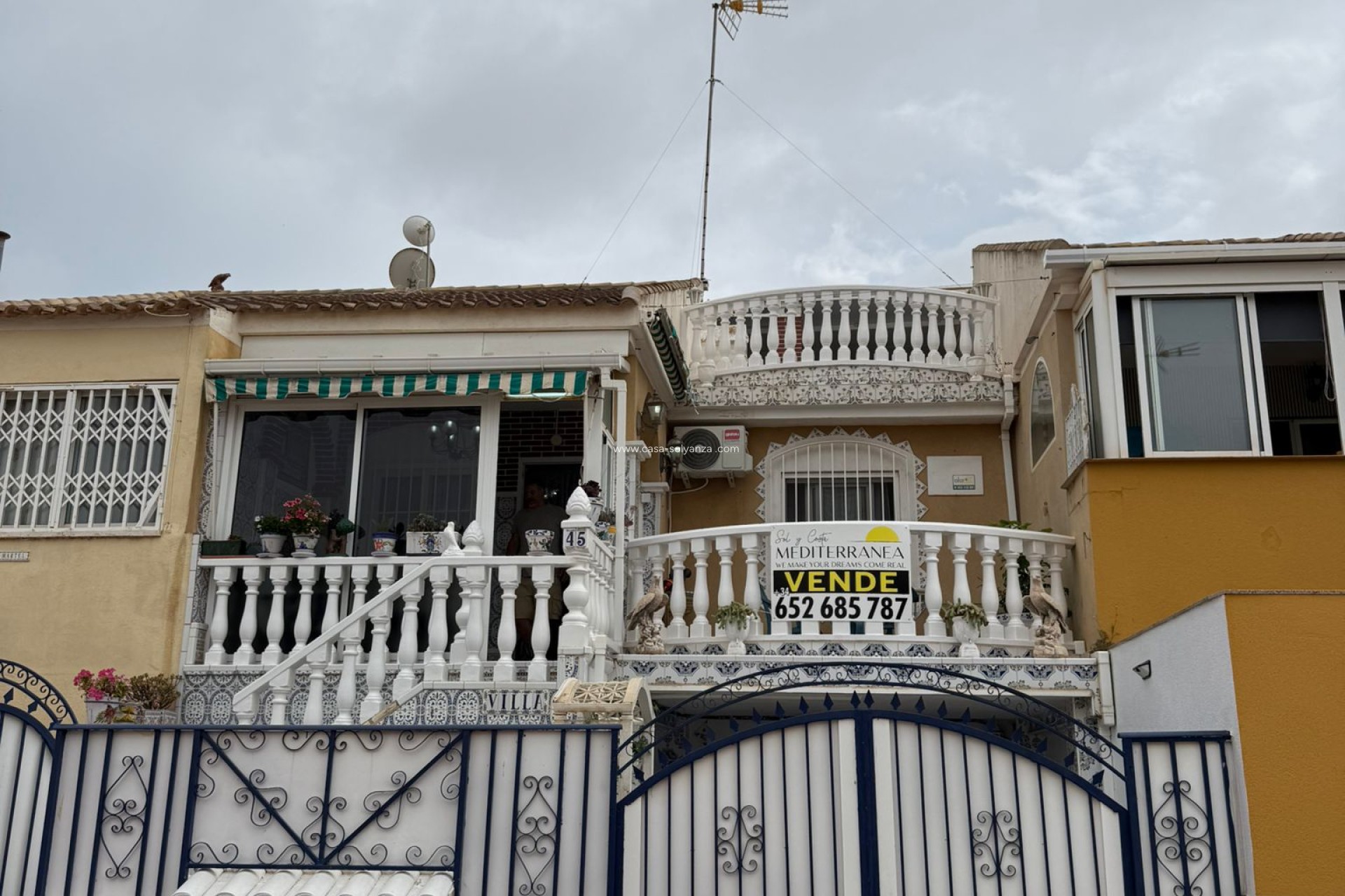 Resale - Villa - Torrevieja - Los Altos