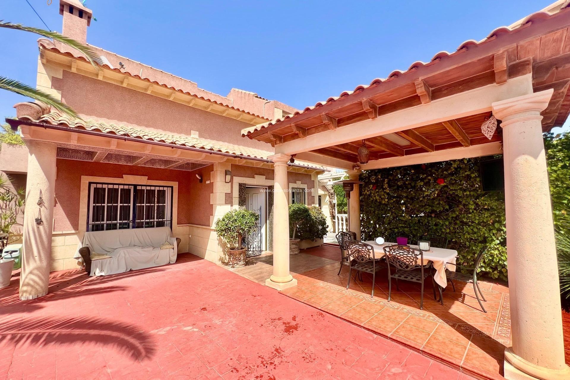 Resale - Villa - Torrevieja - Los Balcones