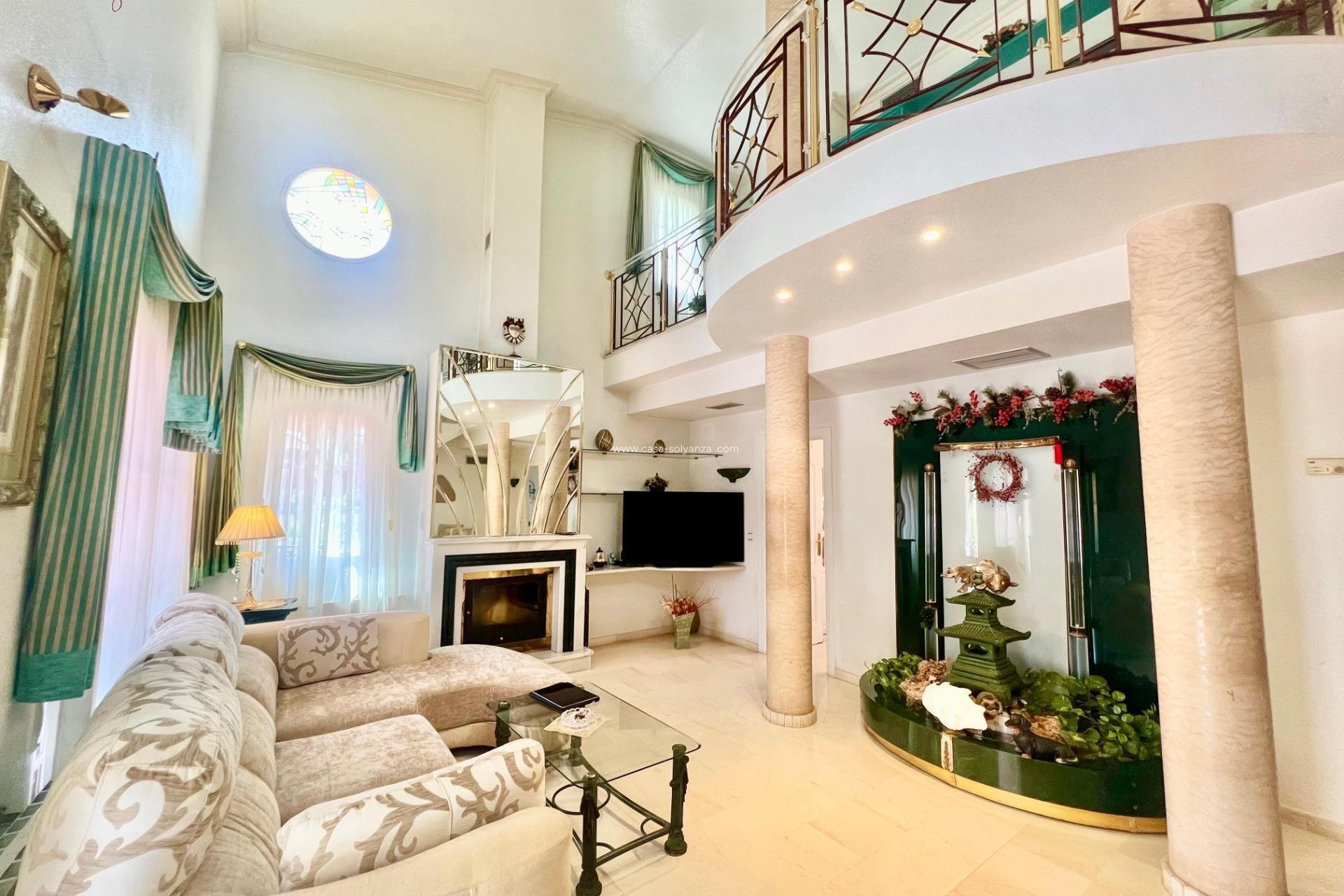 Resale - Villa - Torrevieja - Los Balcones