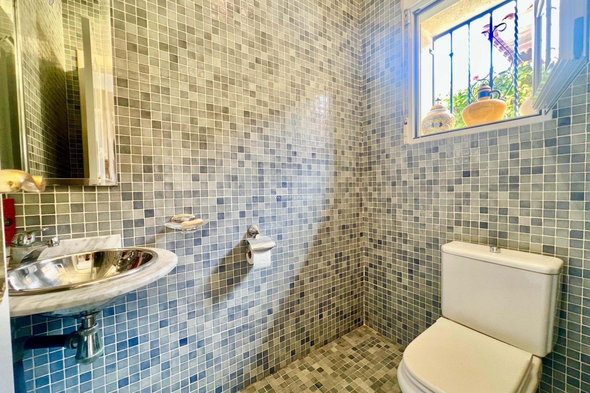 Resale - Villa - Torrevieja - Los Balcones