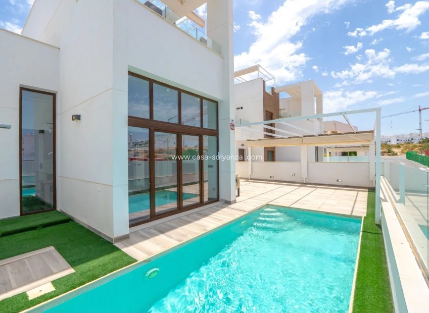 Resale - Villa - Torrevieja - Los Balcones