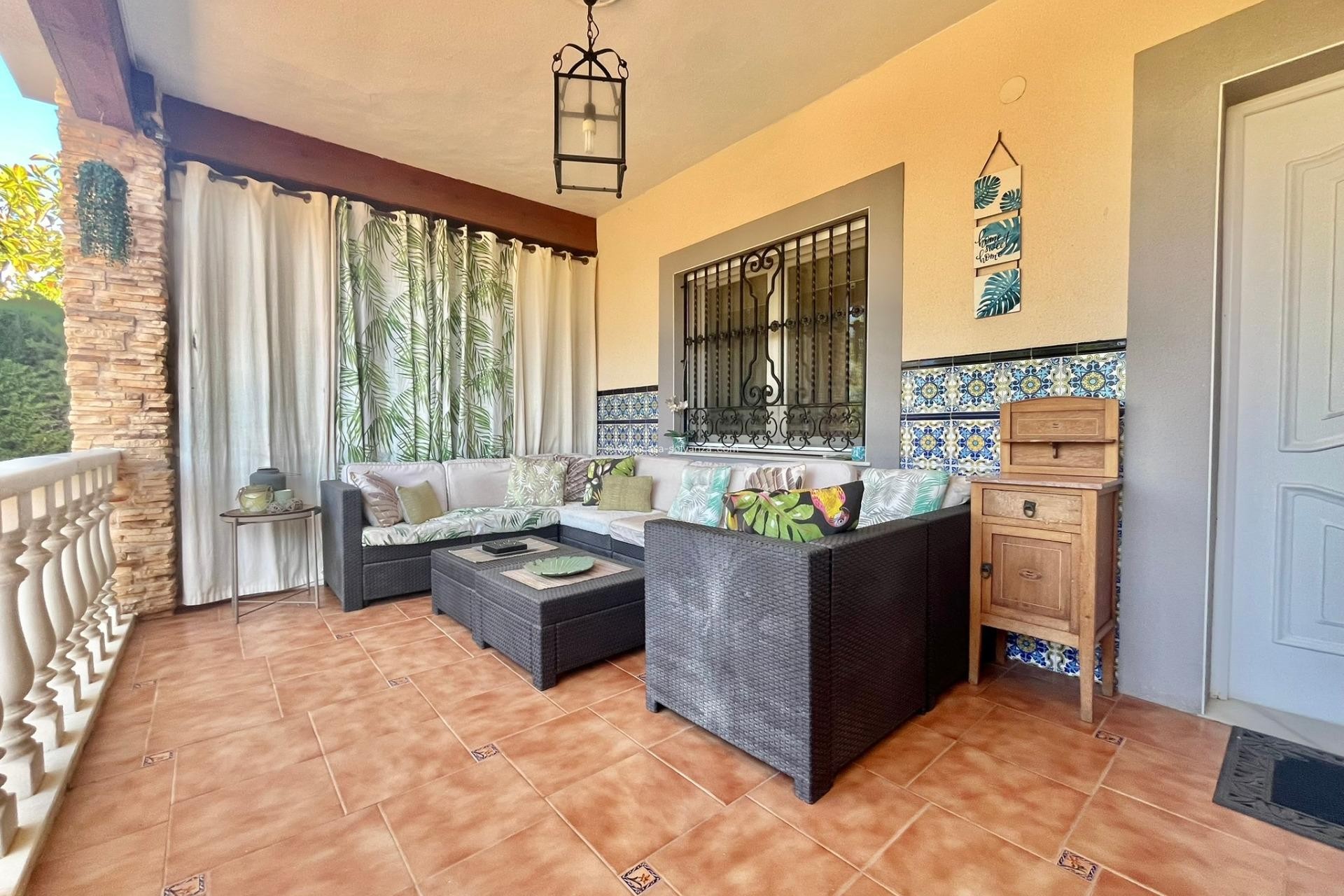 Resale - Villa - Torrevieja - Los Balcones