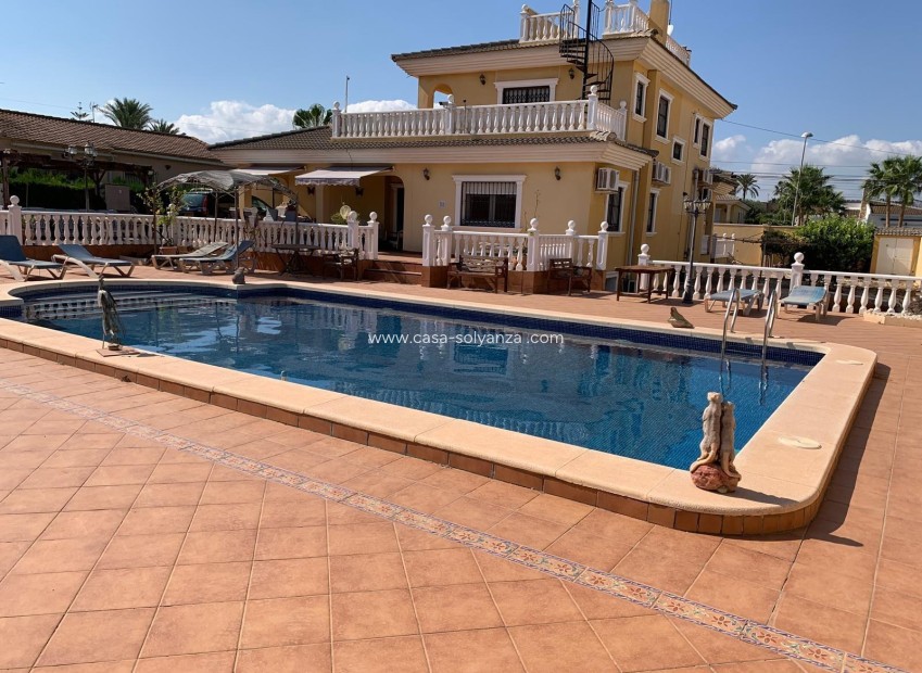 Resale - Villa - Torrevieja - Los Balcones