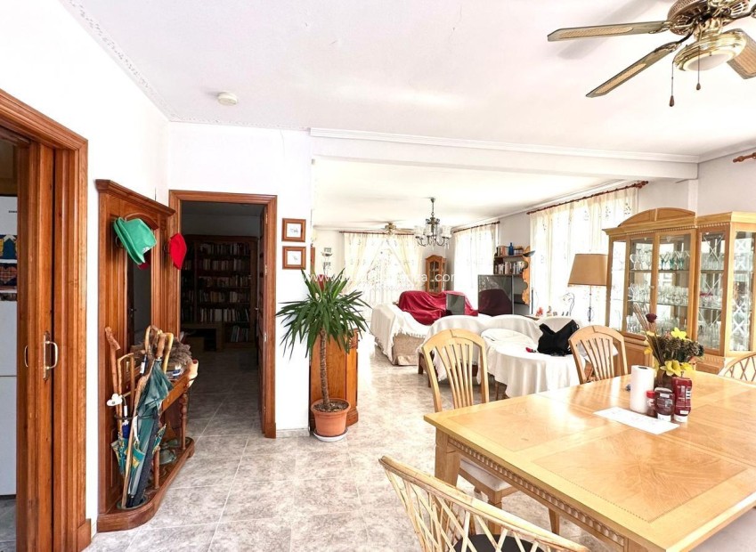 Resale - Villa - Torrevieja - Los Balcones