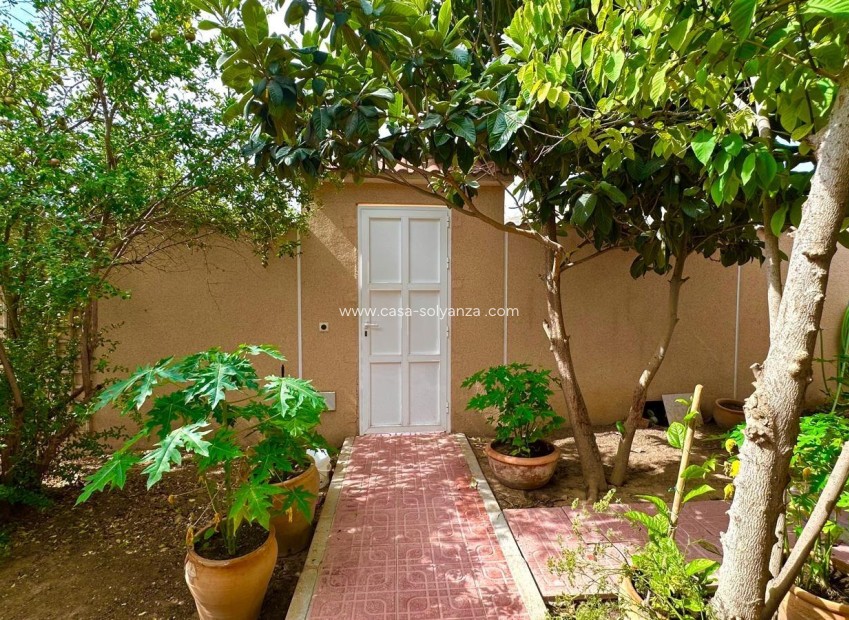Resale - Villa - Torrevieja - Los Balcones