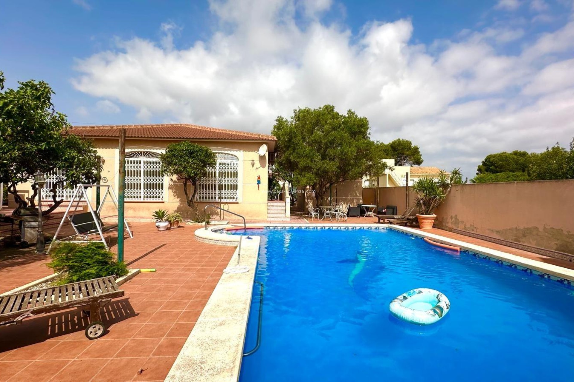 Resale - Villa - Torrevieja - Los Balcones