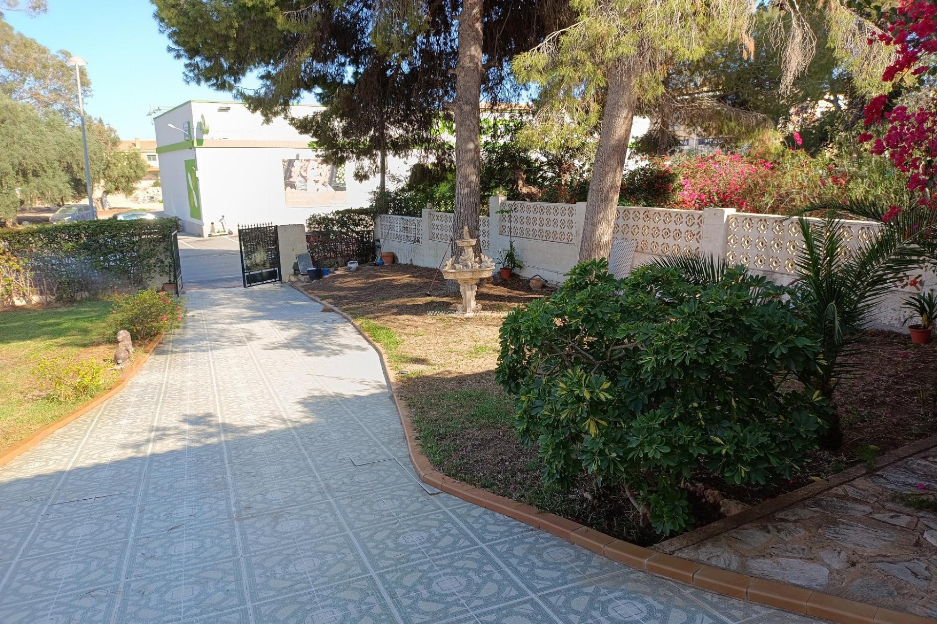 Resale - Villa - Torrevieja - Los Balcones