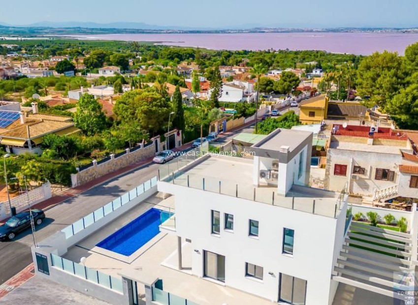 Resale - Villa - Torrevieja - Los Balcones