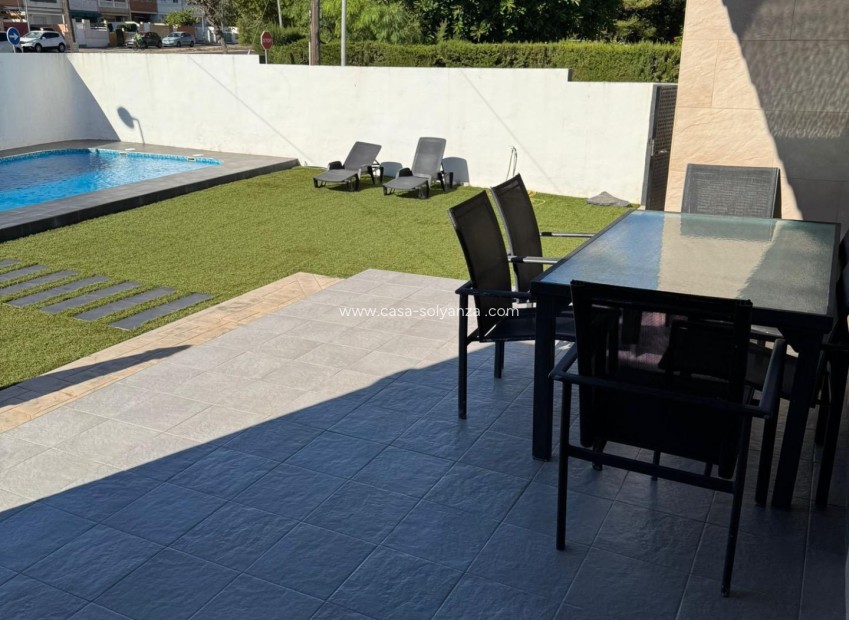 Resale - Villa - Torrevieja - Los Balcones