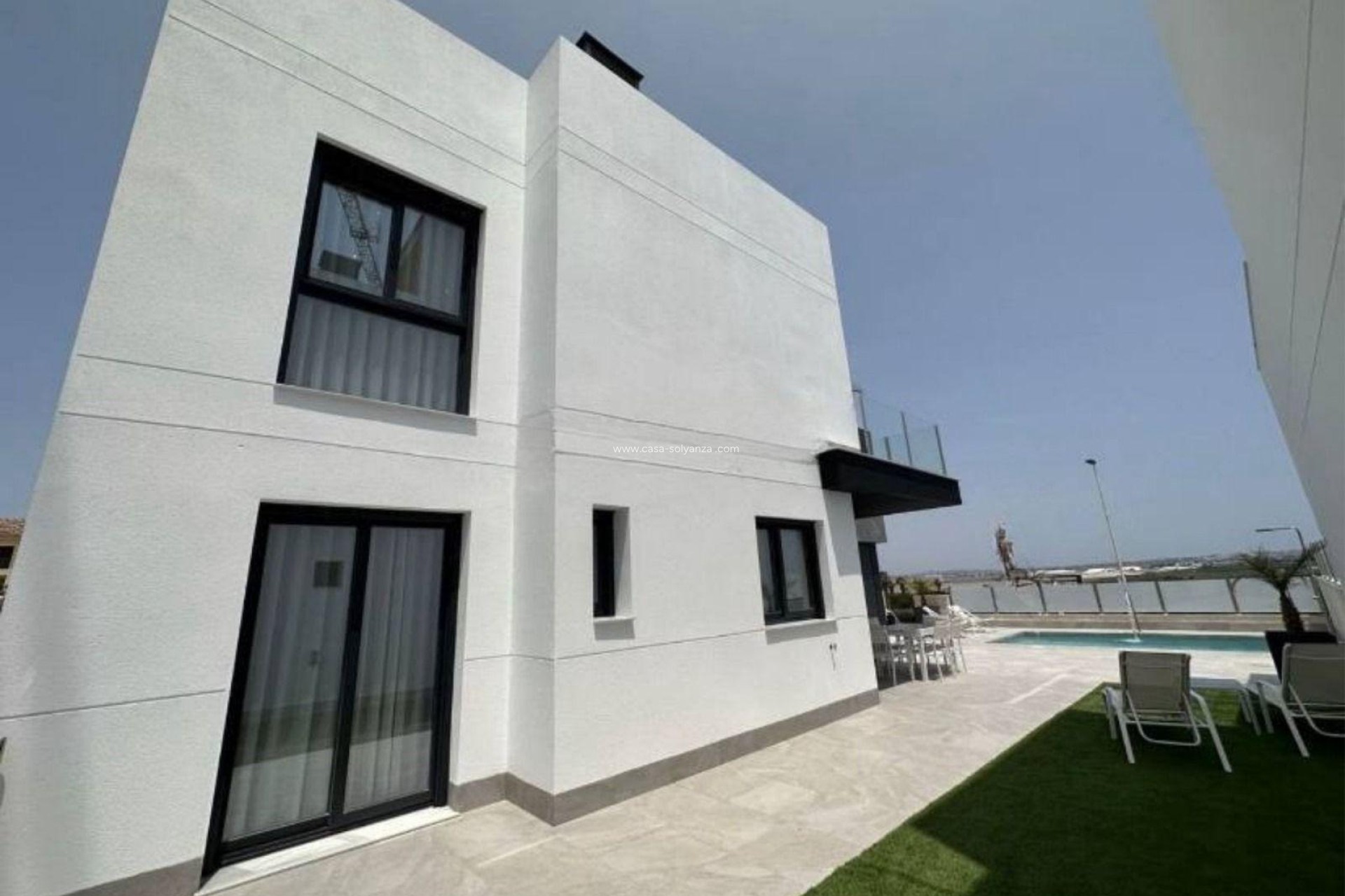 Resale - Villa - Torrevieja - Los Balcones