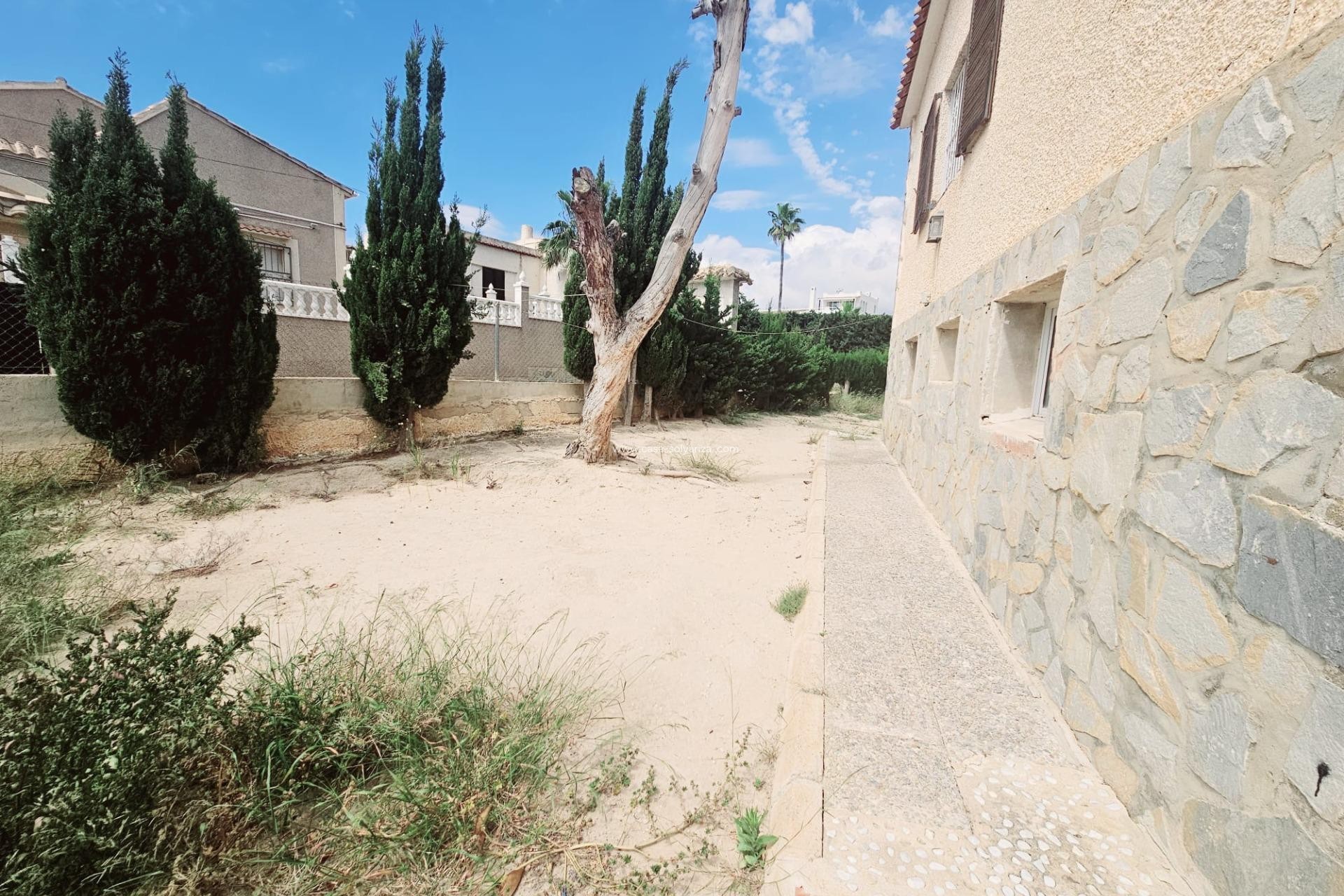 Resale - Villa - Torrevieja - Los Balcones