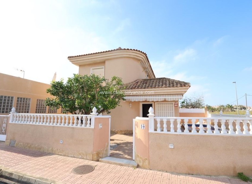 Resale - Villa - Torrevieja - Los Balcones