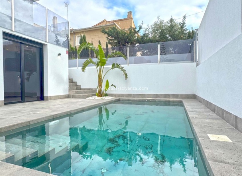 Resale - Villa - Torrevieja - Los Balcones