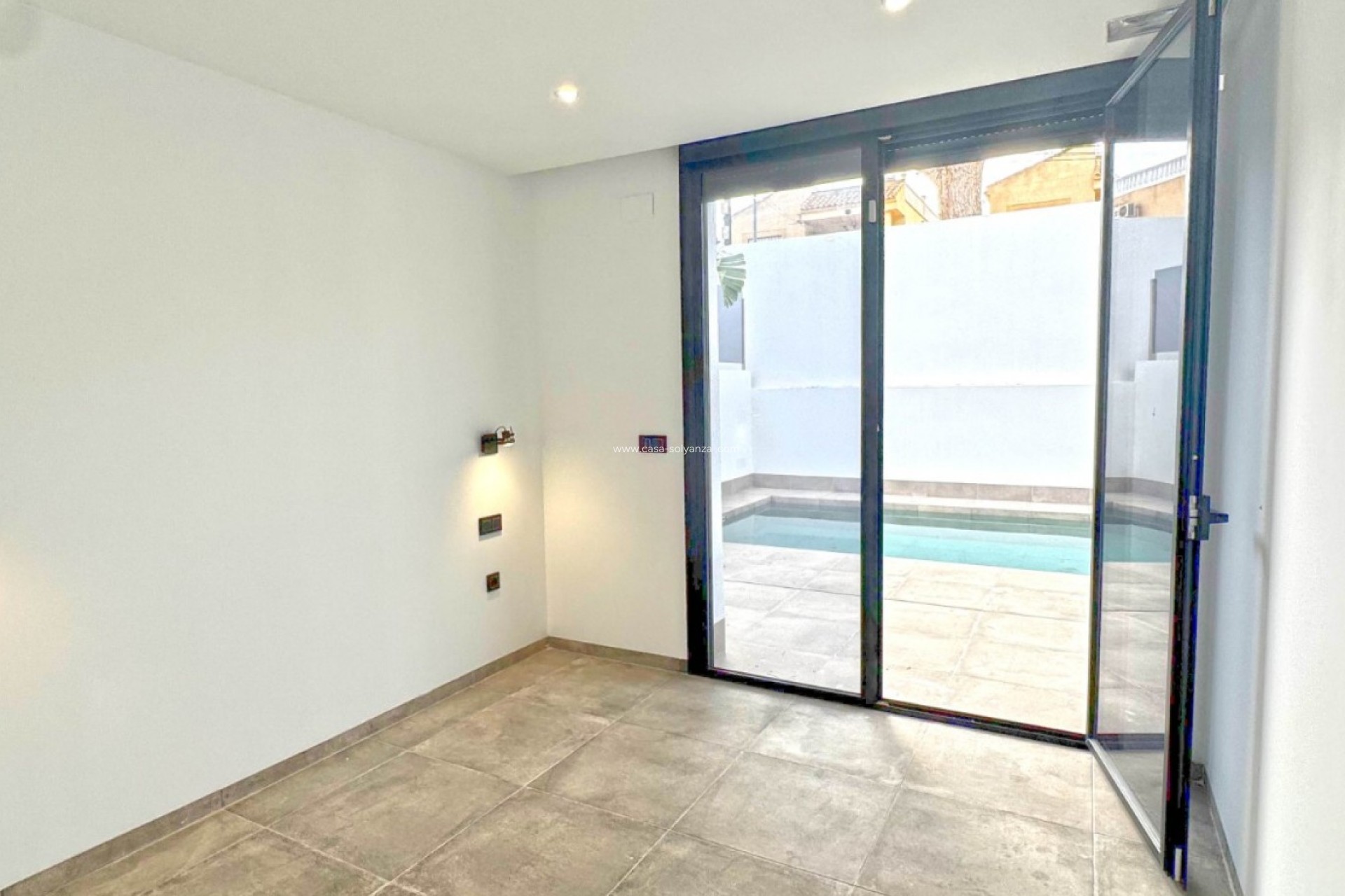 Resale - Villa - Torrevieja - Los Balcones