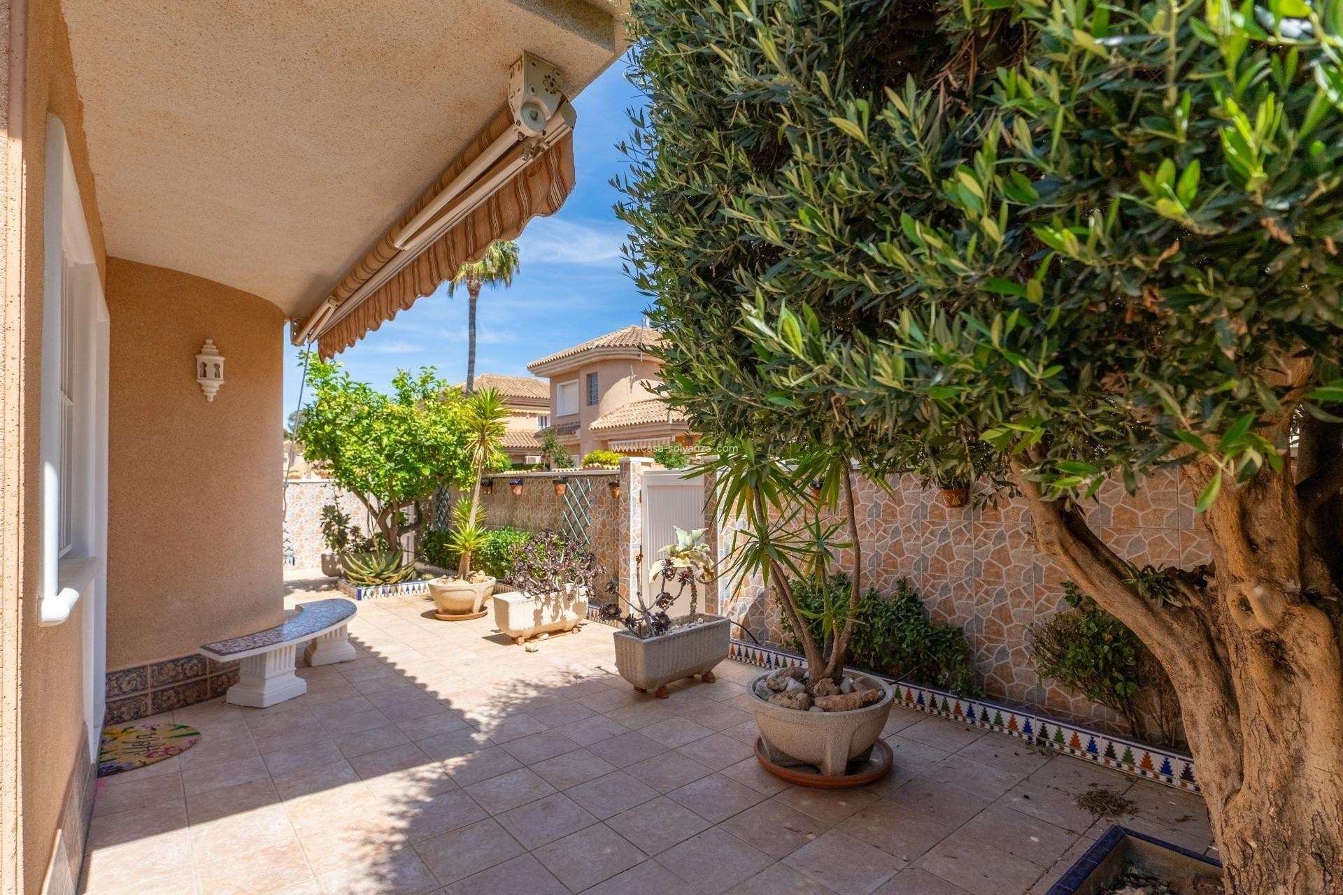 Resale - Villa - Torrevieja - Los Balcones