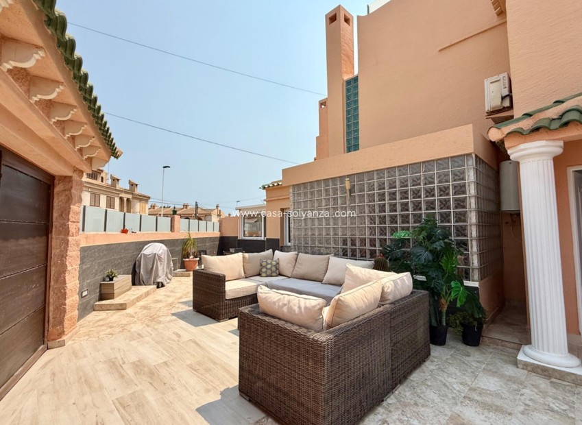 Resale - Villa - Torrevieja - Los Frutales