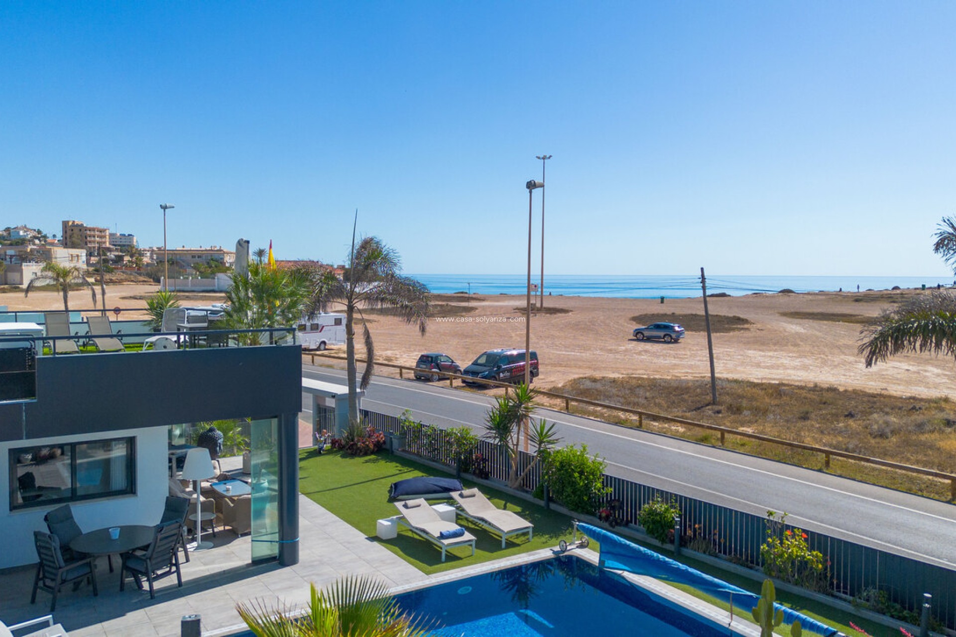 Resale - Villa - Torrevieja - Rosaleda