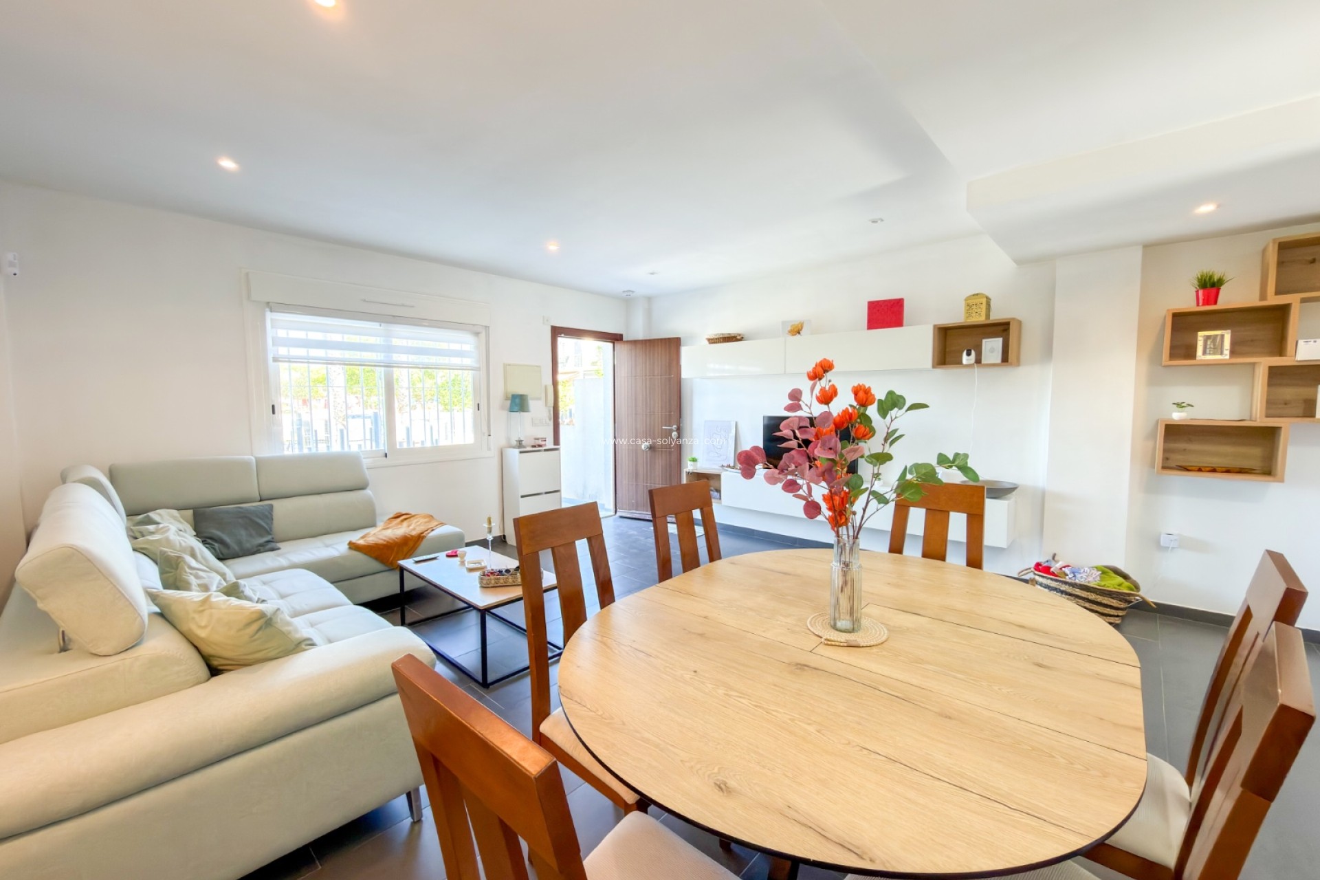 Resale - Villa - Torrevieja - Sector 25