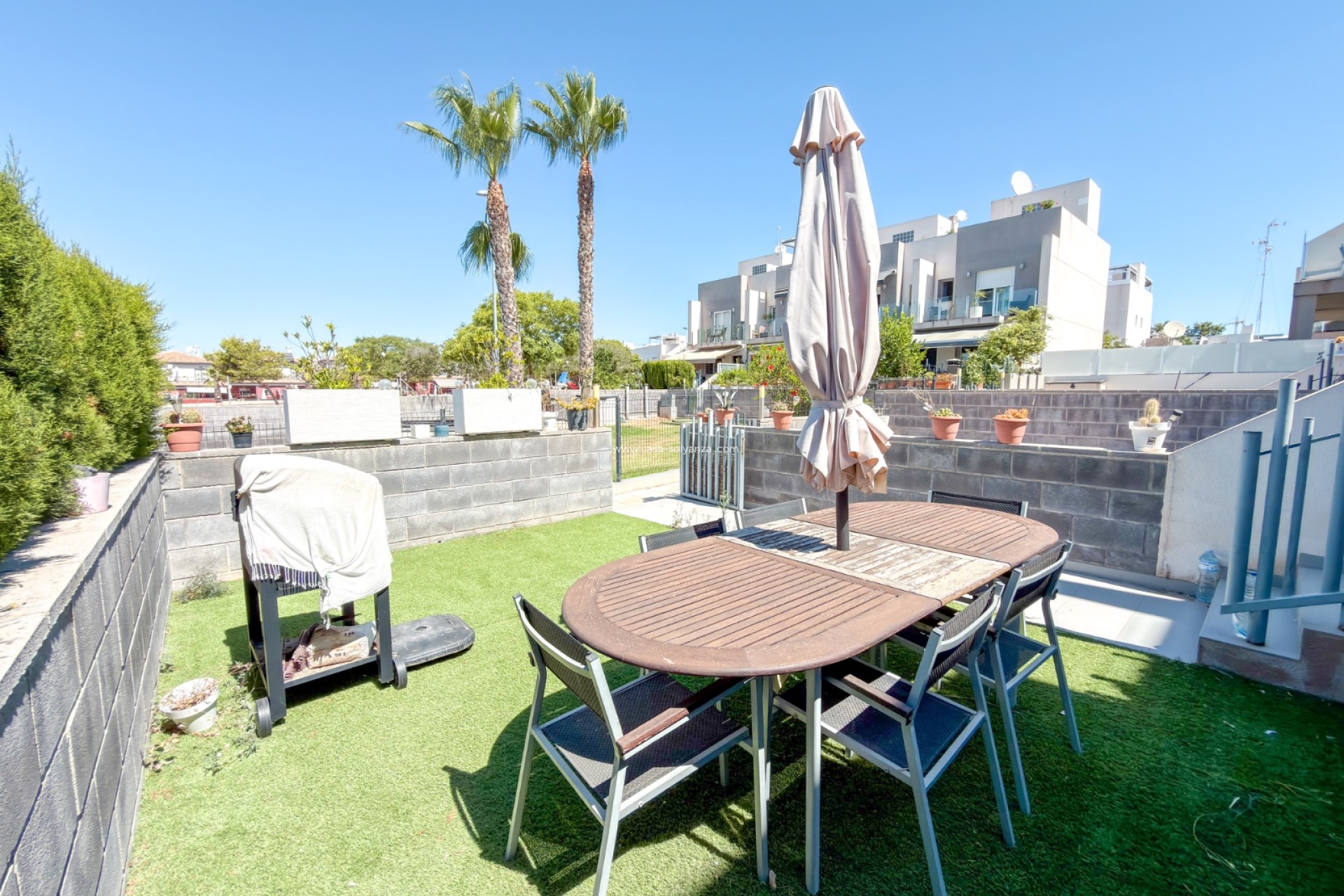 Resale - Villa - Torrevieja - Sector 25