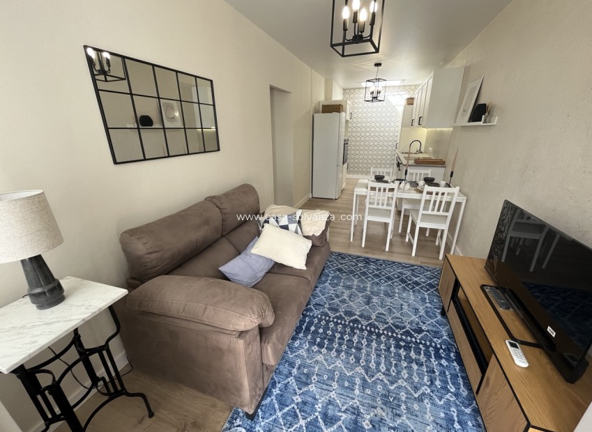 Resale - Villa - Torrevieja - Torreta - Florida