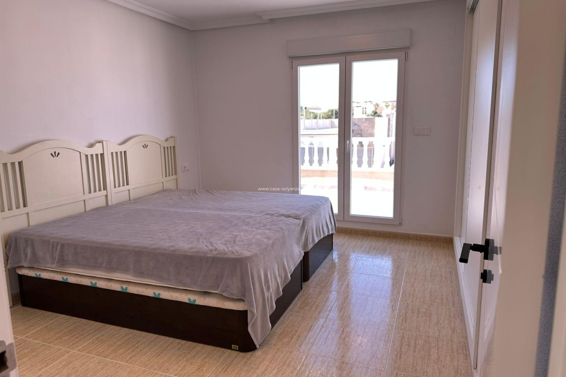 Resale - Villa - Torrevieja - VILLAMARTIN