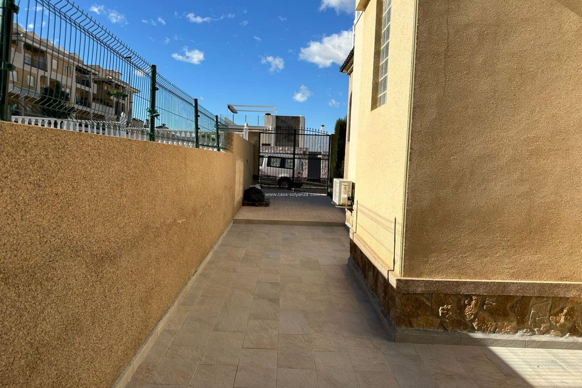 Resale - Villa - Torrevieja - VILLAMARTIN
