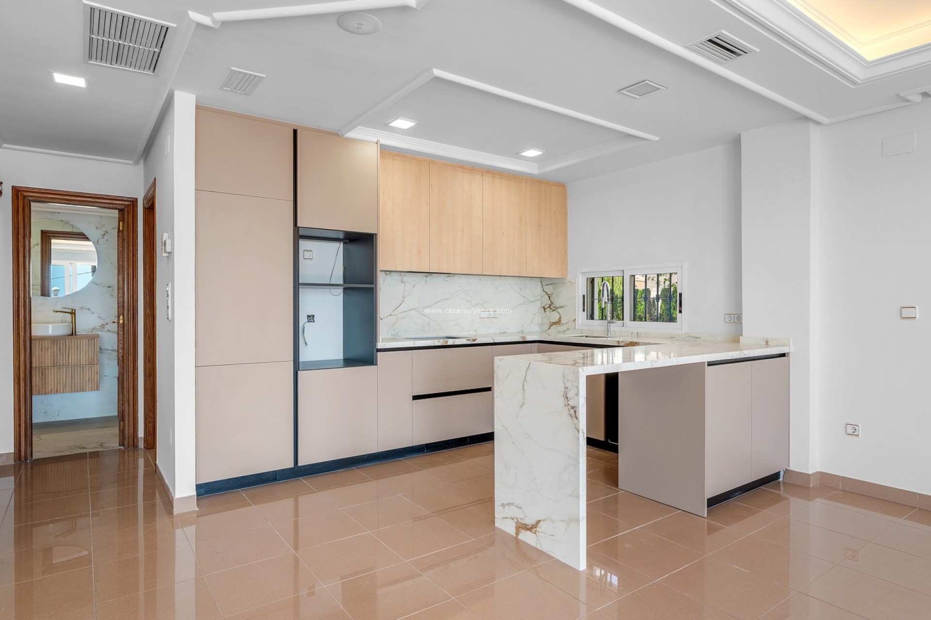 Resale - Villa - Torrevieja