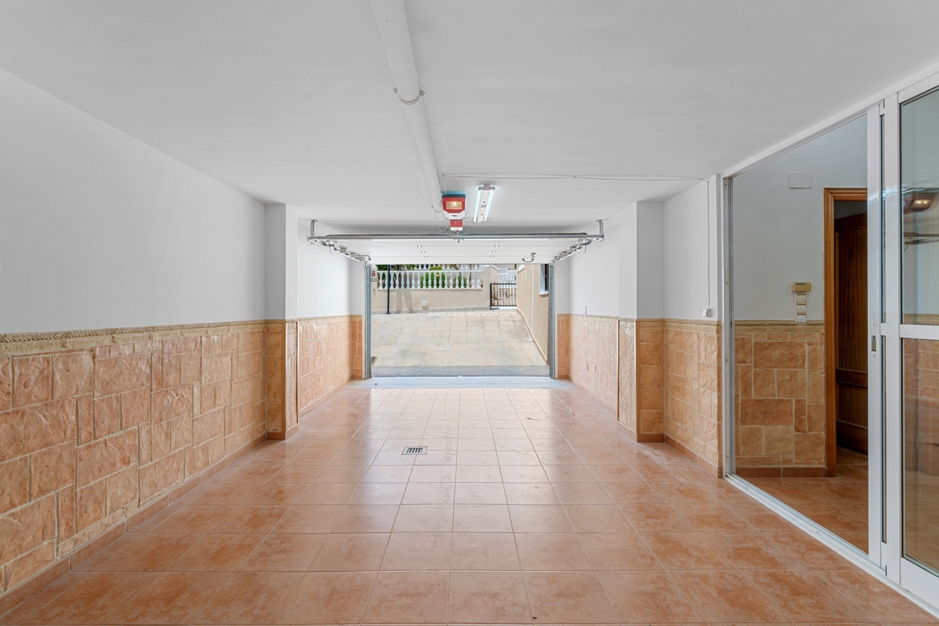 Resale - Villa - Torrevieja