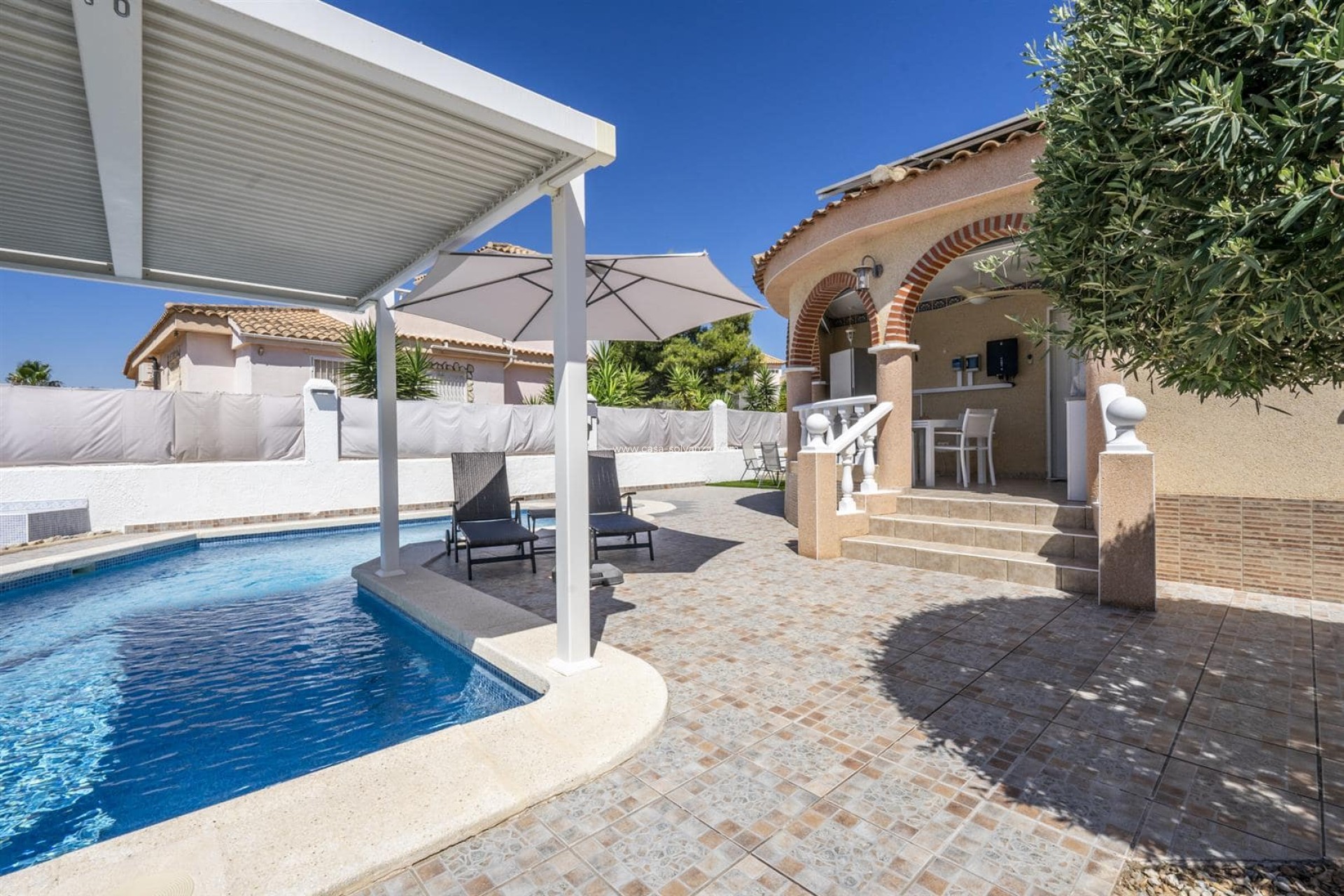 Resale - Villa - Valle Del Sol - Inland