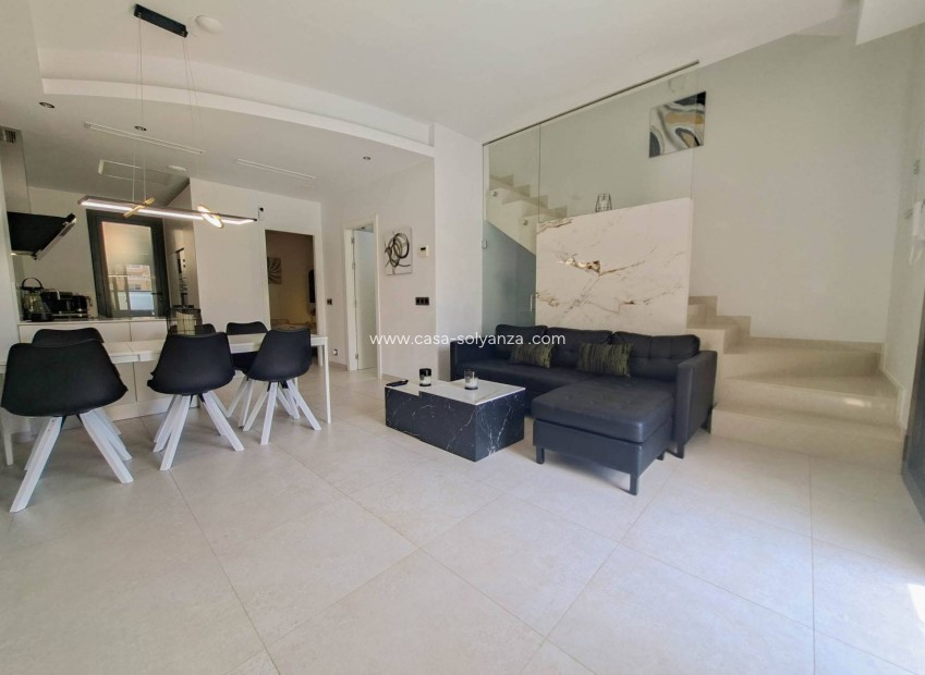 Resale - Villa - Villamartin - Costa Blanca
