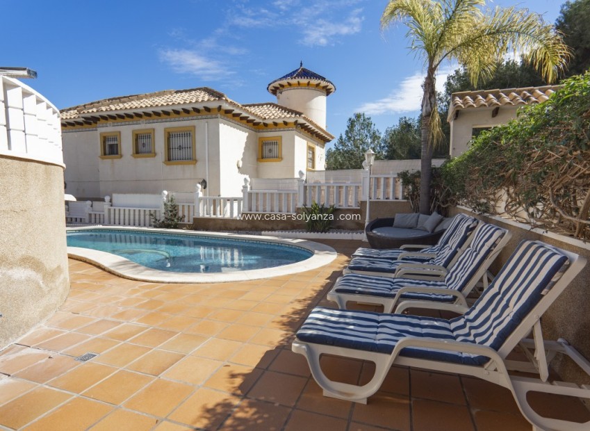 Resale - Villa - Villamartin - Costa Blanca