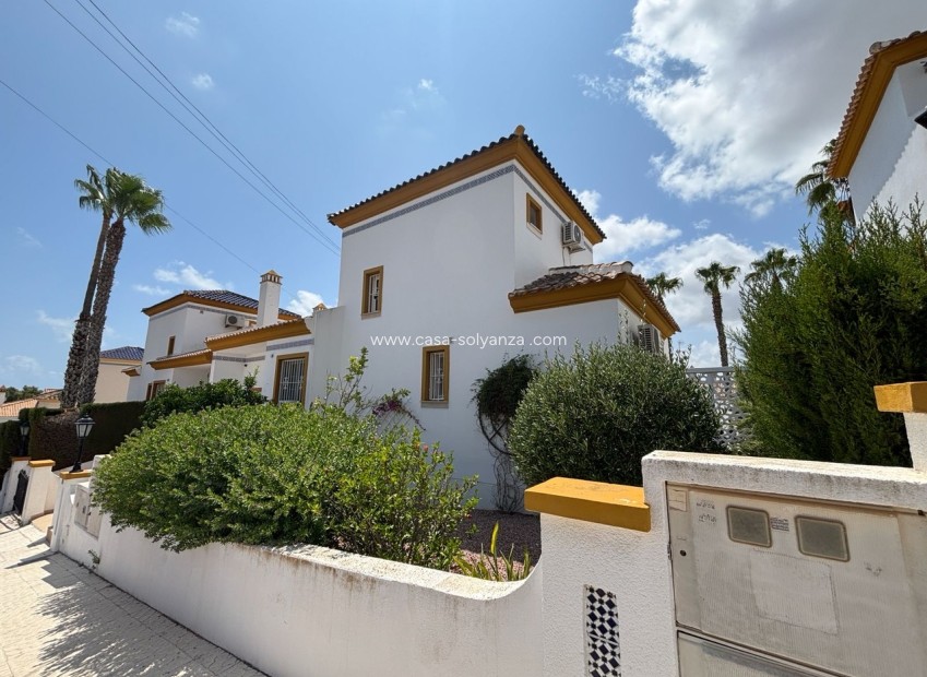 Resale - Villa - Villamartin - Costa Blanca