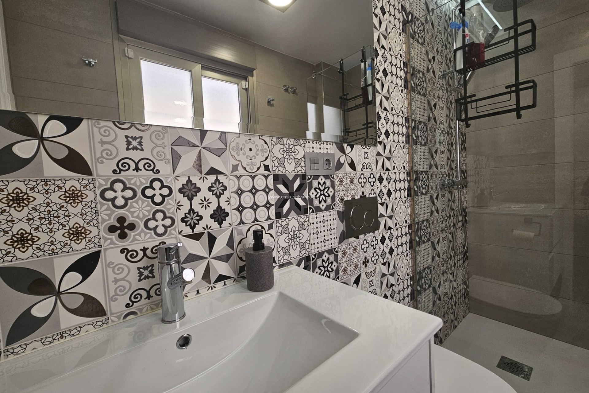 Resale - Villa - Villamartin - Costa Blanca