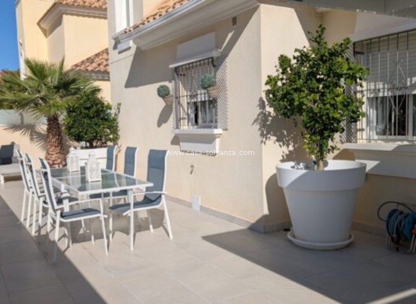 Resale - Villa - Villamartin - Costa Blanca