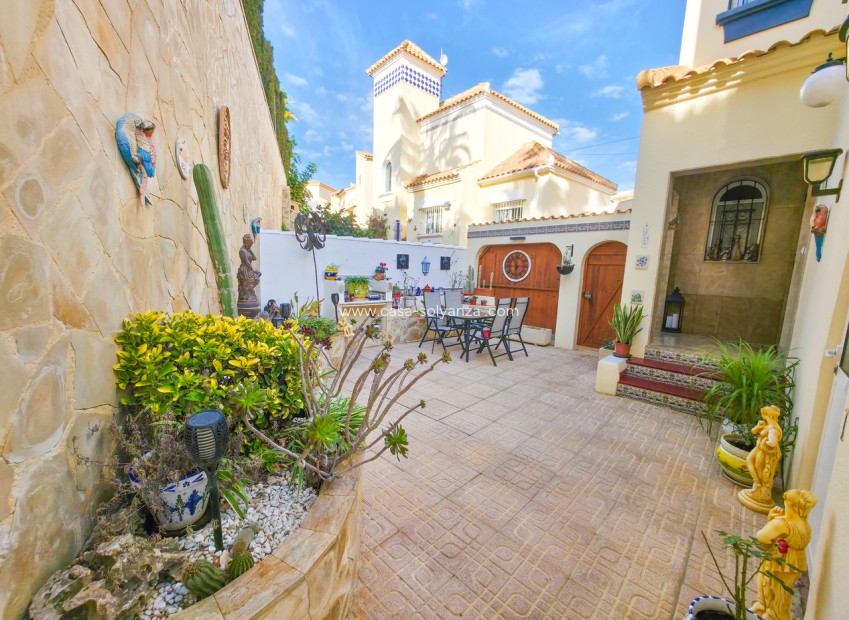 Resale - Villa - Villamartin - Costa Blanca