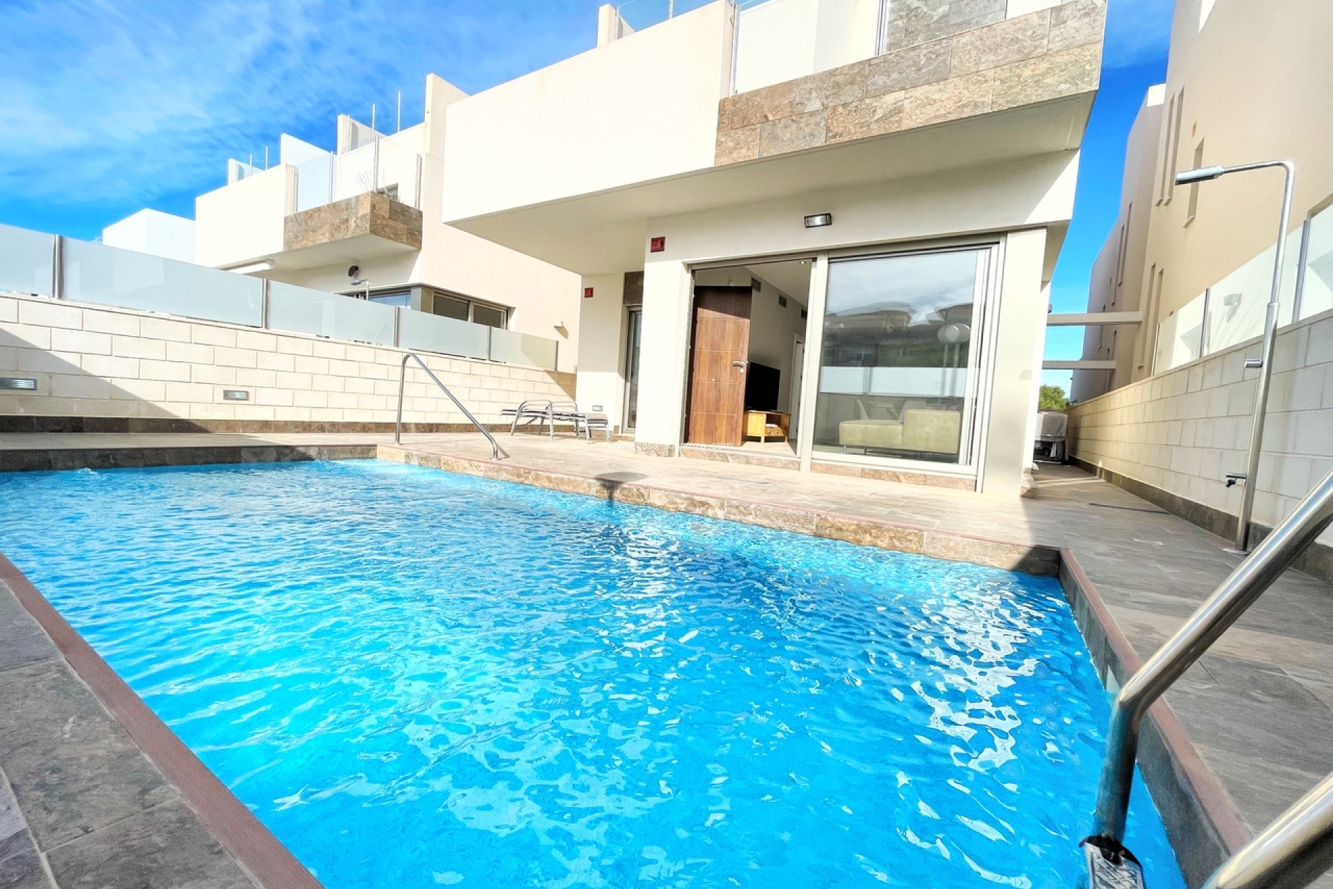 Resale - Villa - Villamartin - Costa Blanca